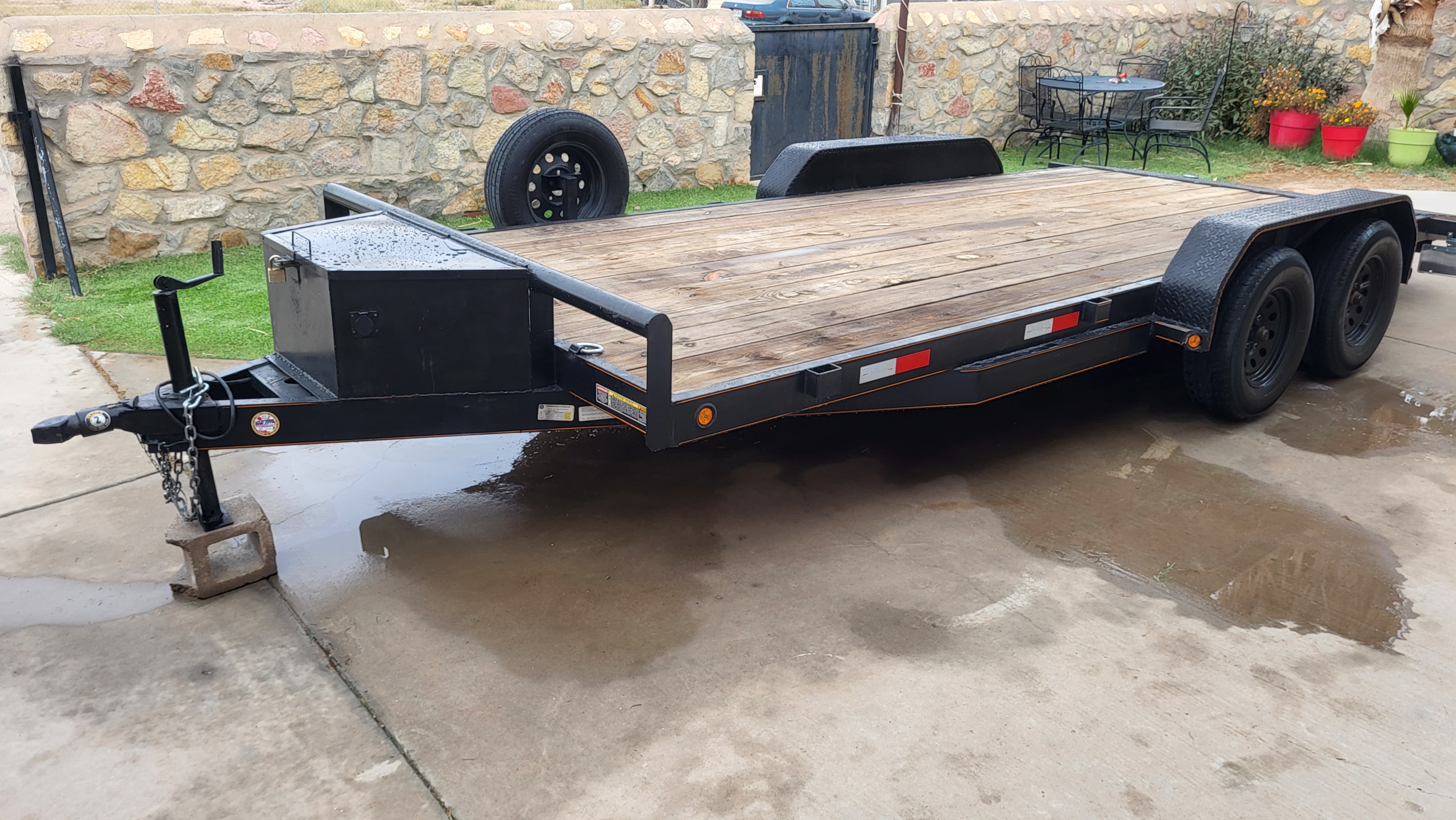 Car hauler trailer